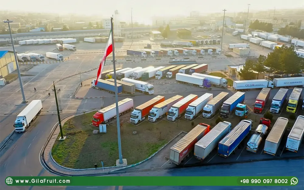 Refrigerated truck carrying Iranian Kiwi via Astara border on the way to Russia